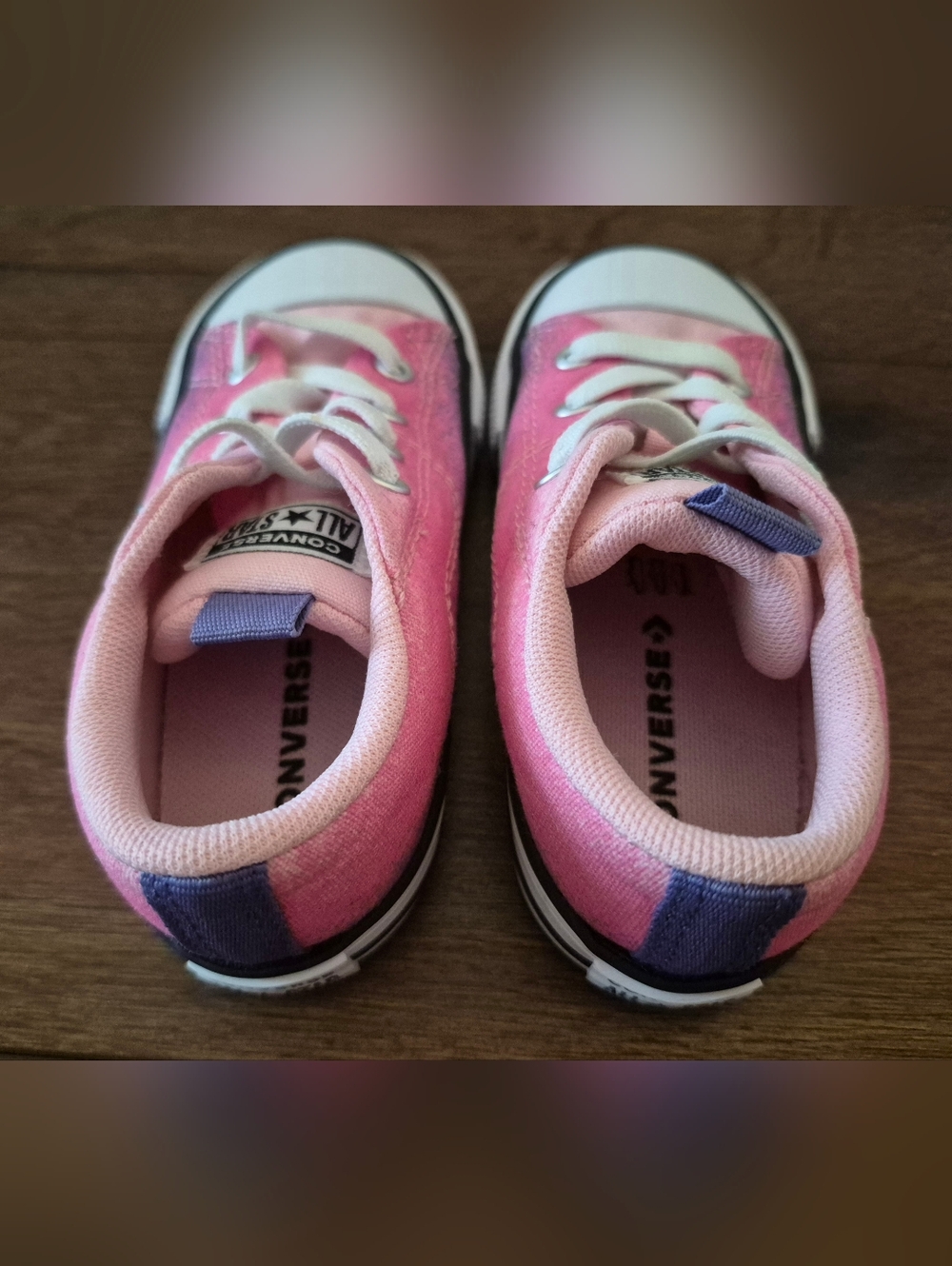 NEW Converse Chuck Taylor All Star Rave Gradient Low Top Sneaker Kids Sz 8 - Picture 2 of 6
